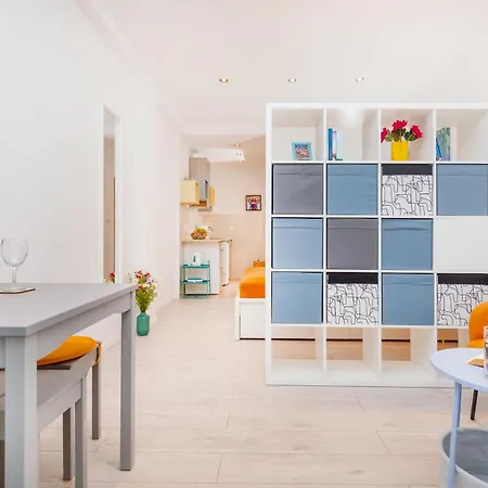 Apartment Bis 4 *